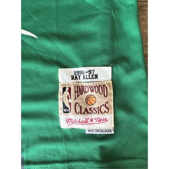 Milwaukee Bucks Mitchell & Ness Ray Allen Green Jersey Hardwood Classics #34 - Picture 2 of 6
